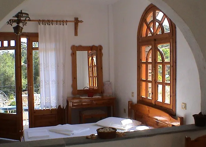 Pantheon & * Limenaria (Thasos)